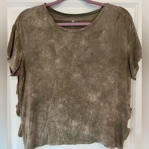 American Eagle green tshirt top with open sides Size M